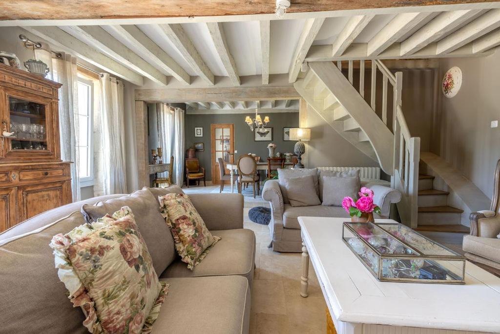 Le Clos Des Roses Chambres Et Tables D Hotes Meusnes Bagian luar foto